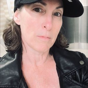 Meet your Posher, Boots